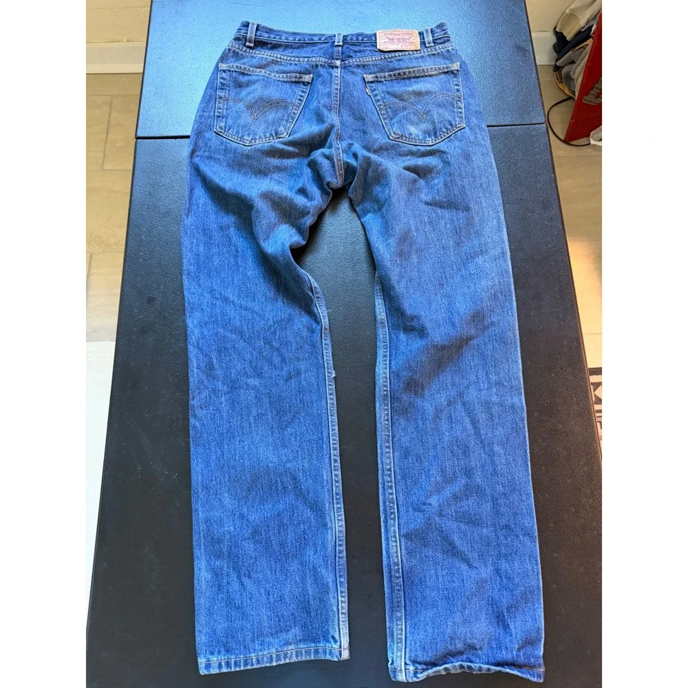 Levis 505 Regular Fit Jeans Mens 33x32 Medium Wash Blue Straight Leg Denim